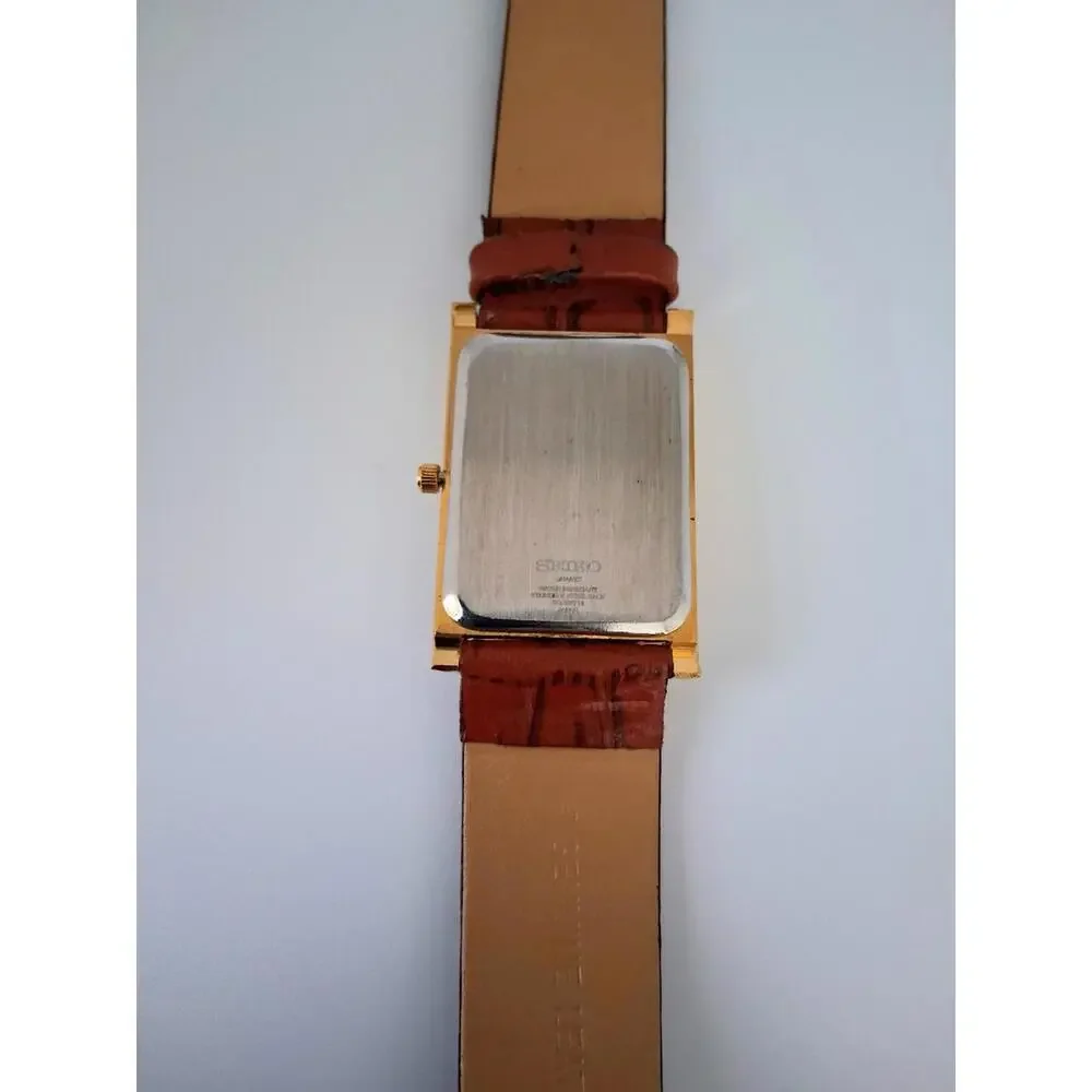 Men's Vintage Seiko Tank Leather Wrist Watch RARE